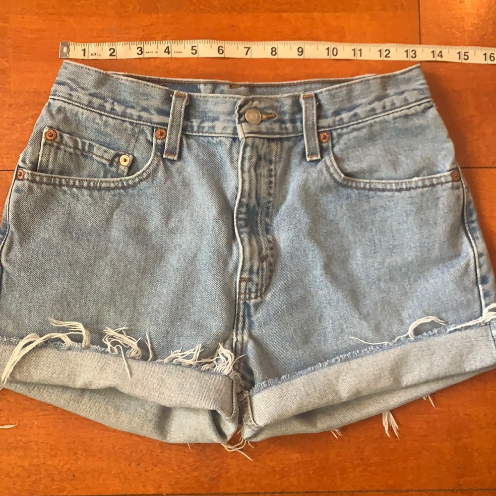 Levi’s shorts